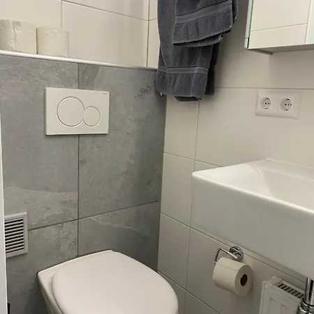 Apartment & Near Reumannplatz