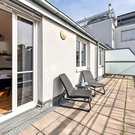 Bernhards Stadthalle - Klima & Terrasse Apartment *