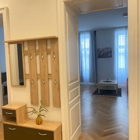 Apartment Sweet Belvedere T3 Vienna