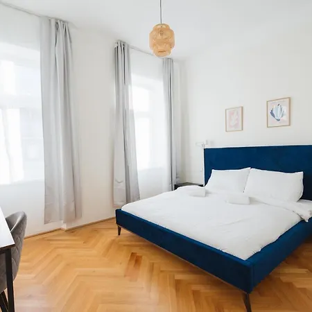 Brand Cozy * Viena