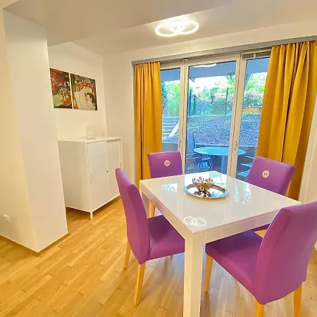 Pelikan Apartament *