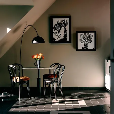 Weltwien Luxury Art & Free Parking 4* Vídeň
