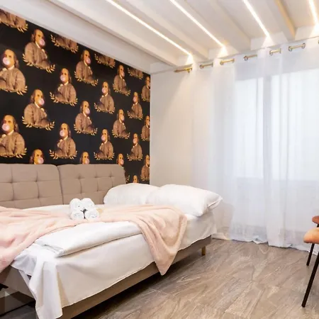 Apartment Zentral - Netflix - 2 Stoecke - Arbeitsplatz *