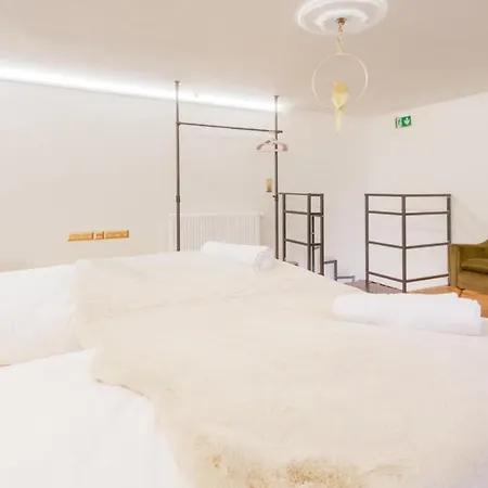 Apartment Zentral - Netflix - 2 Stoecke - Arbeitsplatz