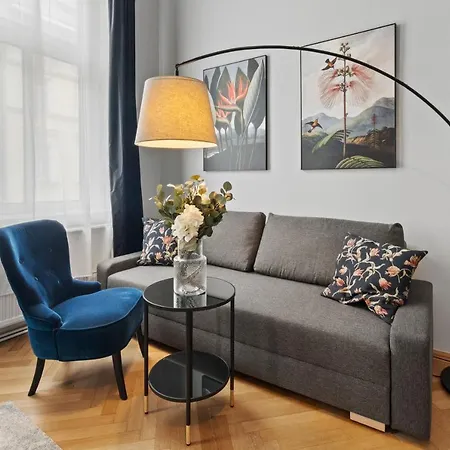 Apartment 5 Bedrooms - 143 M² - Near Main Station