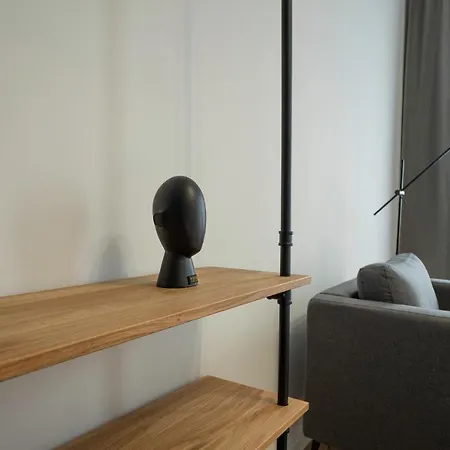 Апартаменты Contemporary With A Balcony. Вена