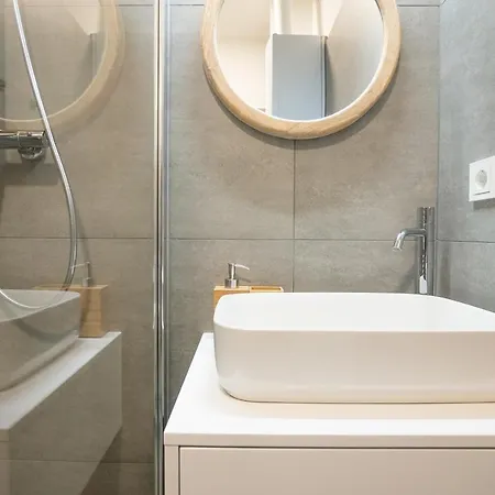 Brand-new 2-room In A Location Apartment Vienna