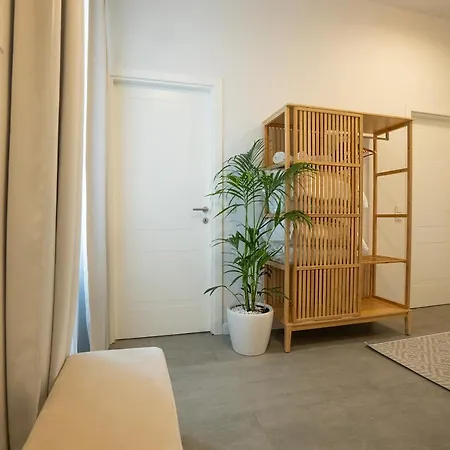 Brand-new 2-room In A Location * Vienna
