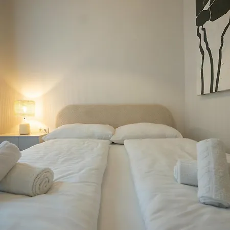 Brand-new 2-room In A Location Apartment Vienna