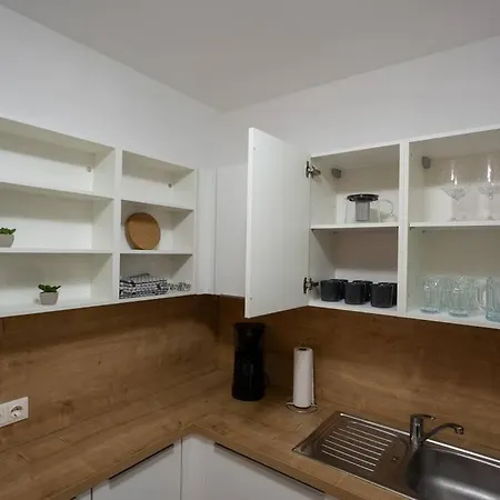 Apartment Huge Flat With Terrace & Parking And 3 Bed Vienna