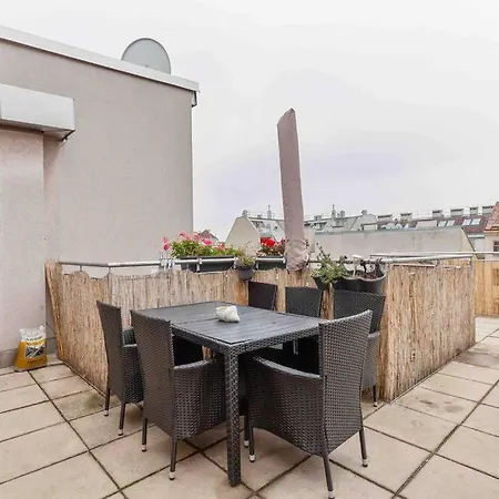 Apartment „royal Loft View“ Rooftop Naehe Stadtzentrum *