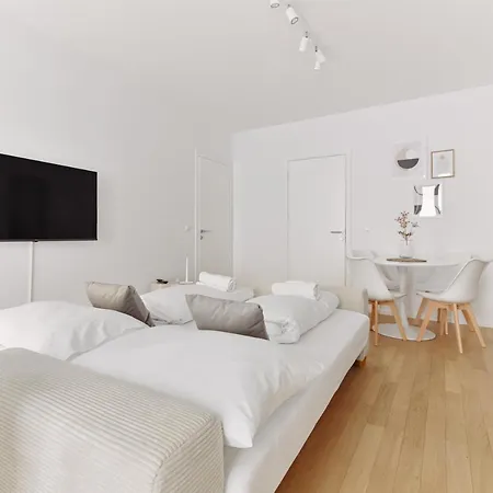Stylish & Modern - Private Garden & Free Parking * Vienne