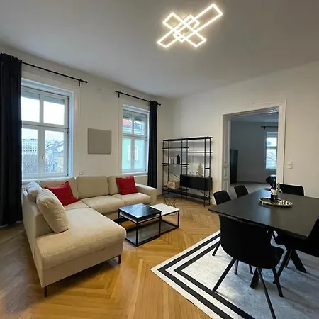 Rochus Stylish Apartment