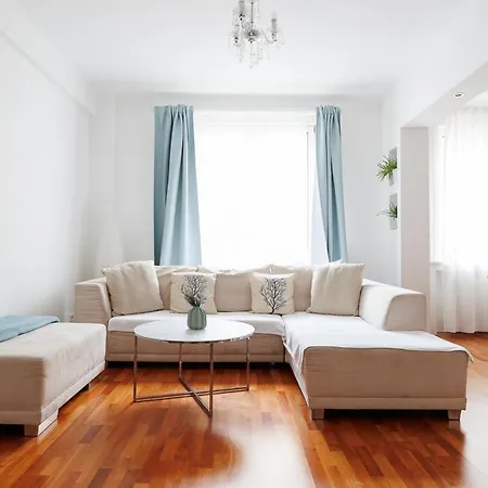 Operastreet City-center Premium Apartment *