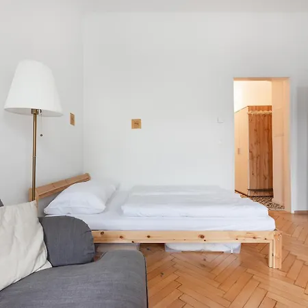 Schoenes In Ruhelage - 20 Minuten Ins Zentrum Apartment Vienna