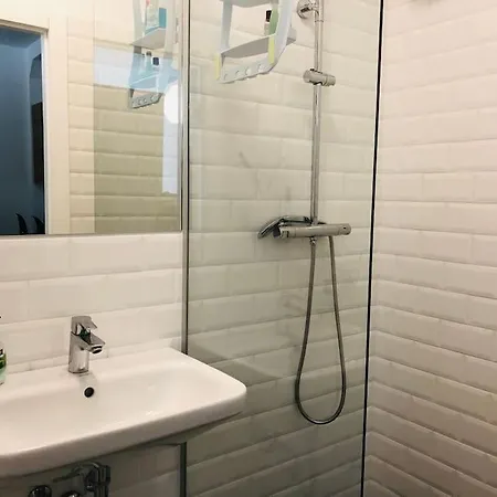 Cozy Flat - Near Schoenbrunn Apartment
