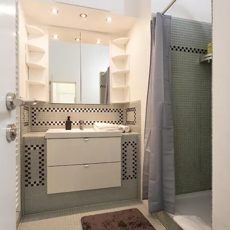 Neu, Renoviert Und Ruhig, 20 Minuten Ins Zentrum Apartment Vienna