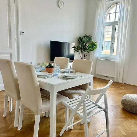 Classy 60 M2 - Free Parking Apartament *