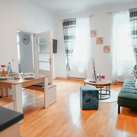 Raimond 27 Apartment Vienna