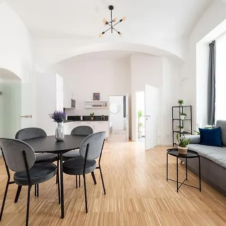 Appartement Spacious 2br Near Attractions By Hm *