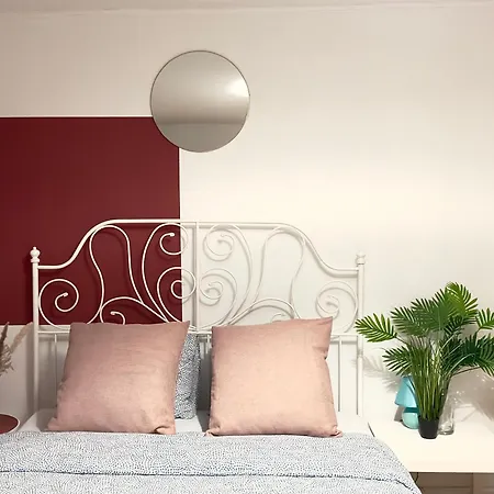 Nr.1 Perfect 3 Bedrooms Near To Main Train Station Apartment *