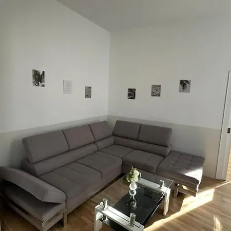 Apartment Paky 00207 *