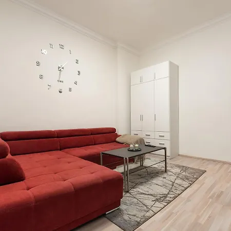 Neu, Renoviert Und Ruhig, 20 Minuten Ins Zentrum Apartment Vienna
