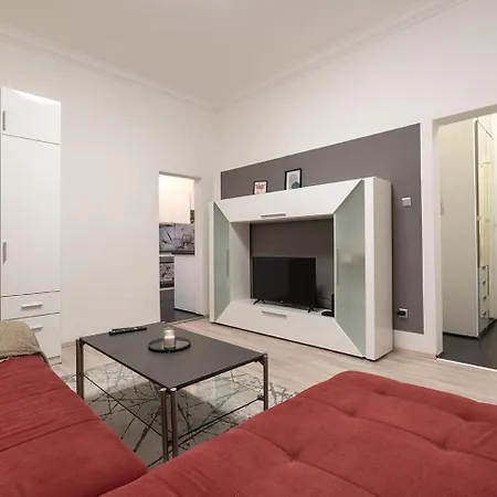Neu, Renoviert Und Ruhig, 20 Minuten Ins Zentrum Vienna