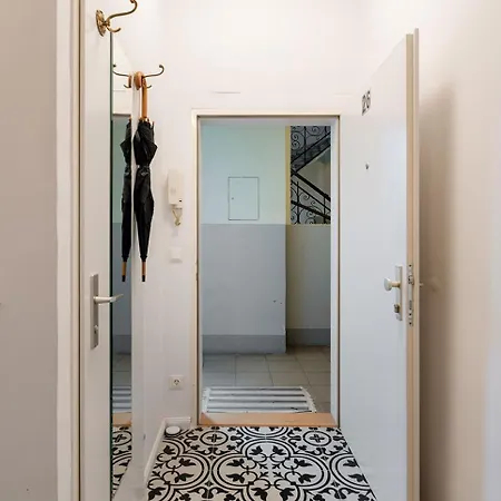 Schoenes In Ruhelage - 20 Minuten Ins Zentrum Apartment Vienna