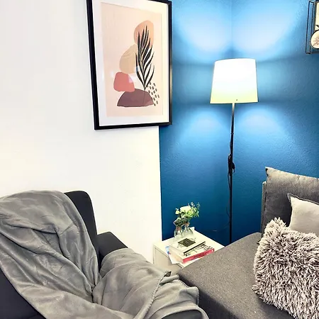 Design 3 Bedroom Near Main Train Station * Viena
