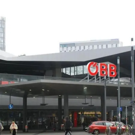 Design 3 Bedroom Near Main Train Station Apartament Viena