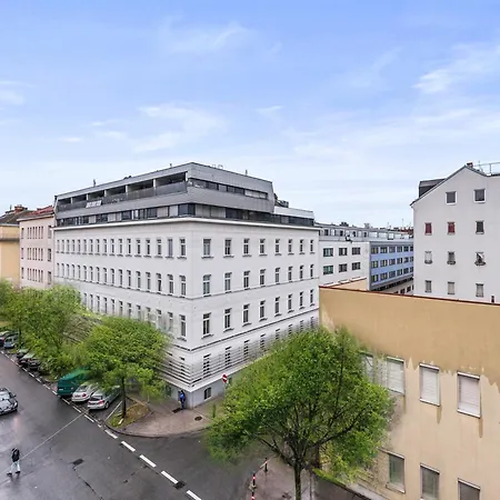 Sky9 Wienerberg Apartment