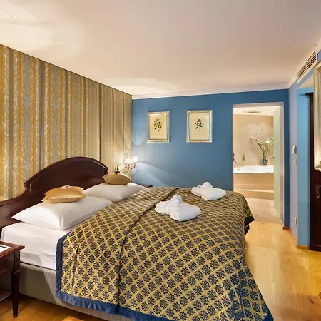 Austria Trend Ananas Hotel 4*