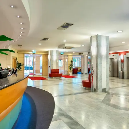 Hotel Austria Trend Ananas