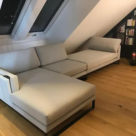 Grosszuegiges Dachterrassen-appartment Mit Klimaanlage Und Wunderbarem Ausblick