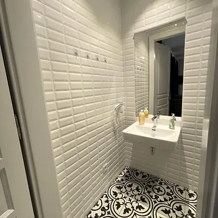 Sweet - State Opera Apartamento