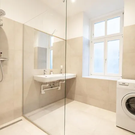 Rochus Stylish Apartment Wien