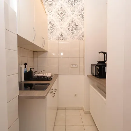 Apartment Ruby With Patio Vienna