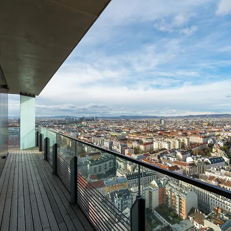 Residence, Donaukanal - Landstrasse Viena