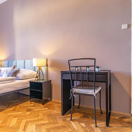 Comfortable 2br In Vienna, Prime Location *