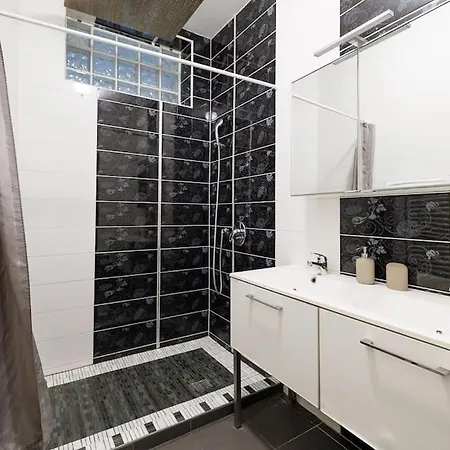 Stylish Haven-near Brunnenmarkt Вена