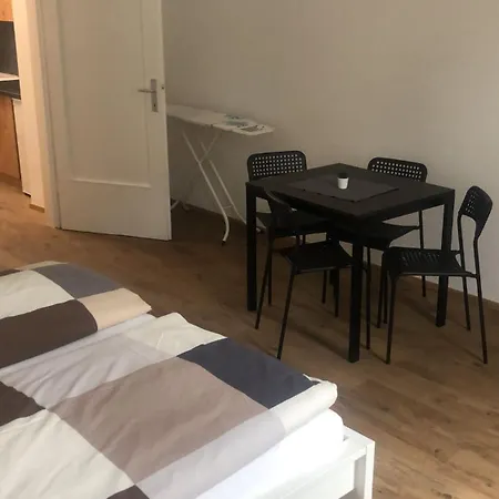 Haus Johnstrasse - 16 *