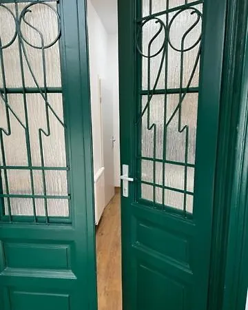 Haus Johnstrasse - 16 Wien