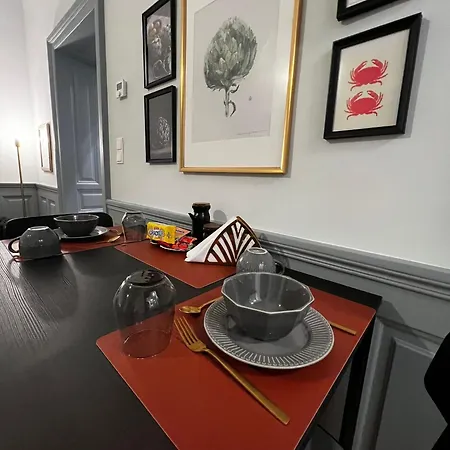 Authentic Viennese Living Appartement
