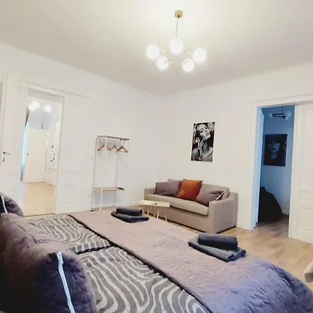 Superior 4 Bedroom Vienna