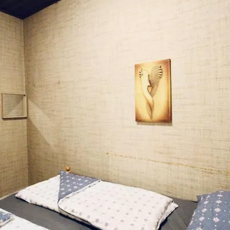 Apartment Cozy In Alserstrasse Area Th Vienna