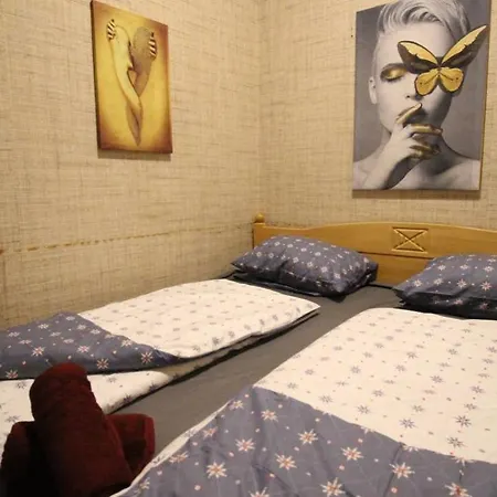 Cozy In Alserstrasse Area Th Apartment Vienna