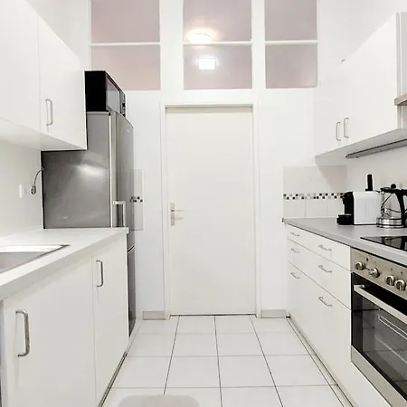 Apartment Superior 4 Bedroom Vienna