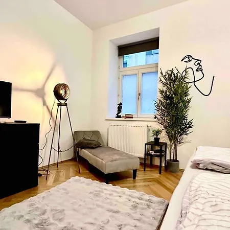 New!l! Exclusive Near Opera Apartment Vienna