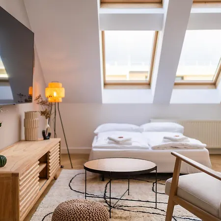 Apartment Myflat - Bright Near Station *
